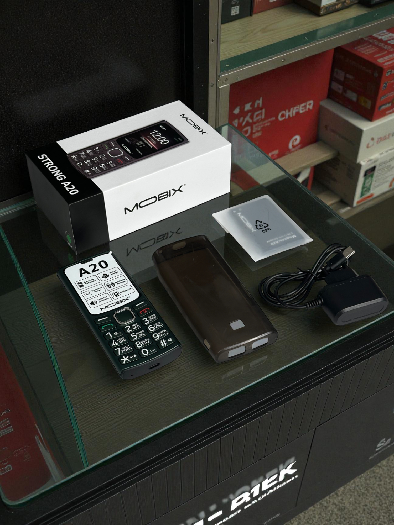 Кнопочный телефон Mobix A20 — фото 1