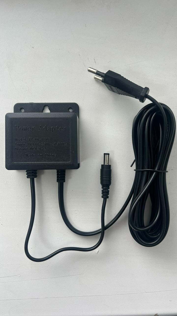 Блок питания адаптер для камер видеонаблюдения, 12v, черный, для камер видеонаблюдения — фото 1