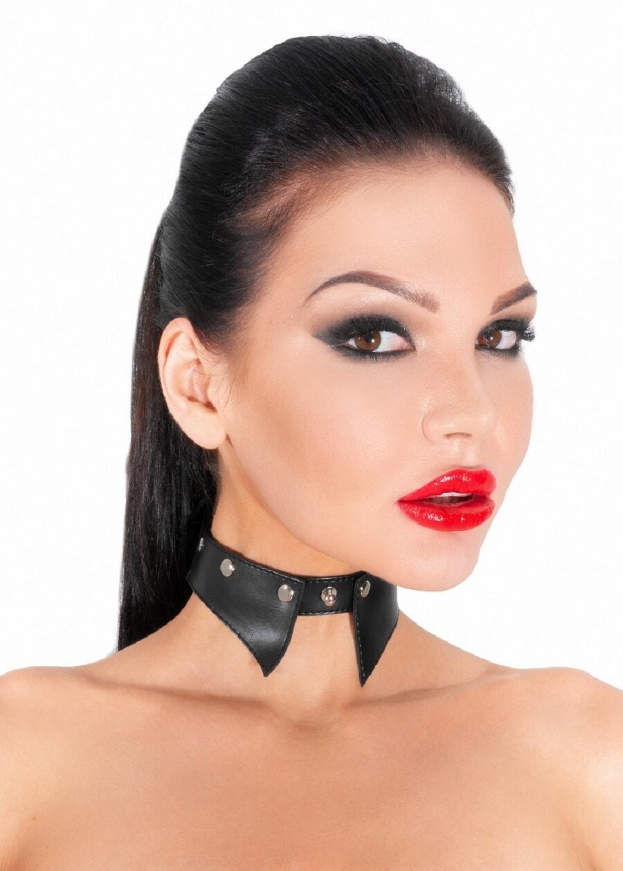 Чокер 'Магдалина' черный, длина 40см, кожаный с металлическими заклепками