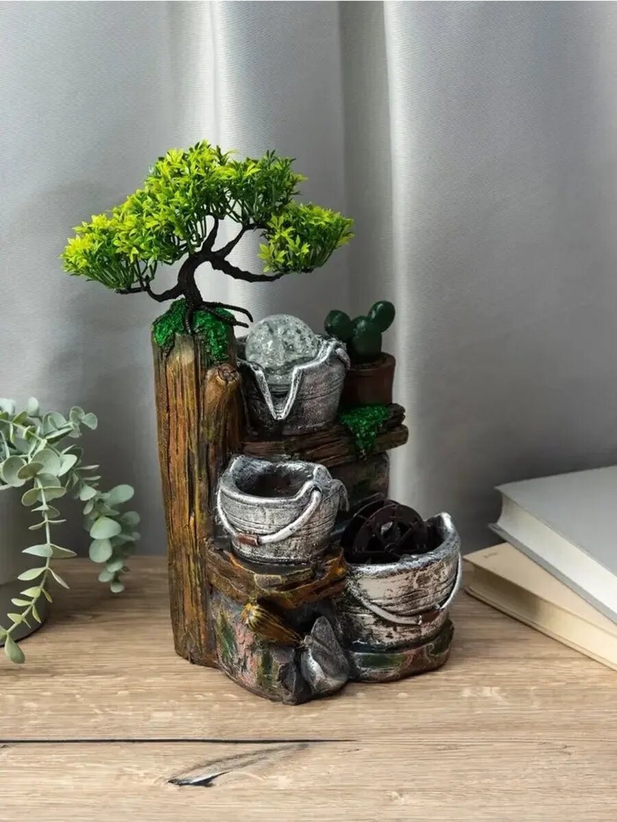 Оригинальный фонтан с подсветкой для сада