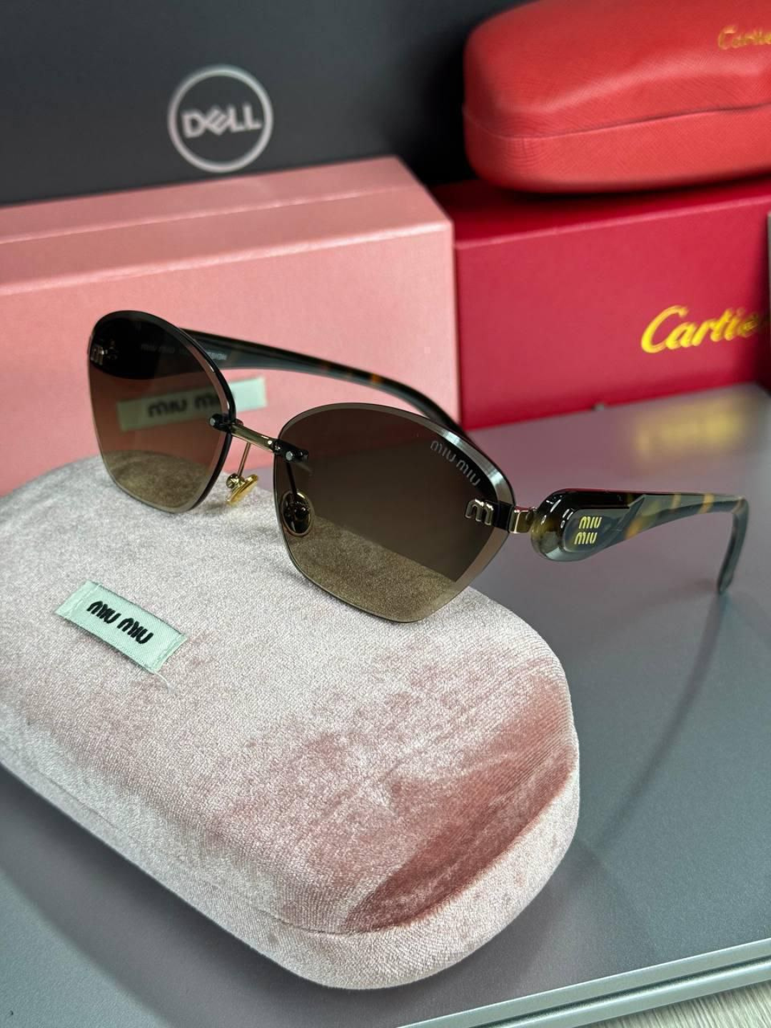 Солнцезащитные очки