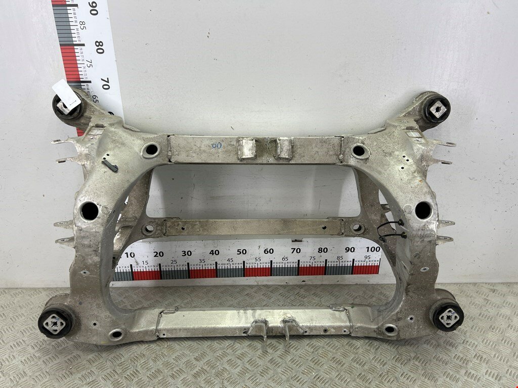 Балка задняя Tesla Model S 100982600A арт. 2262941