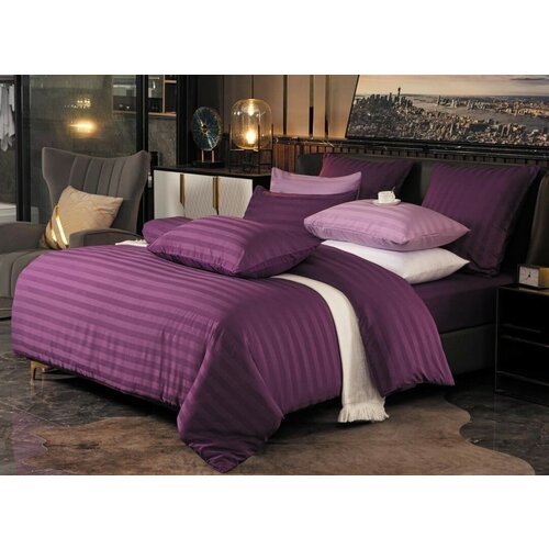 фиолетовый