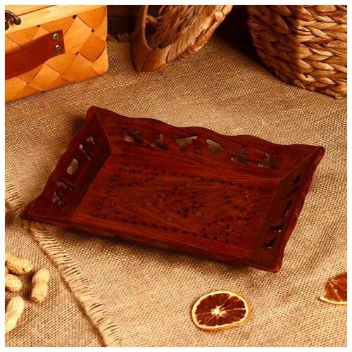 Поднос дерево Звезда 24х19х3 см 1127₽