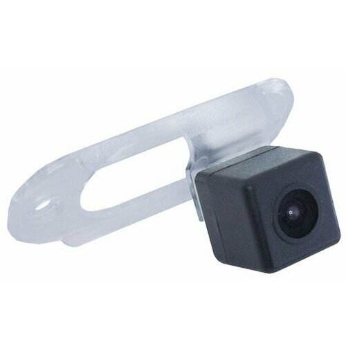 Камера заднего вида с матрицей CCD для Hyundai Santa Fe Classic с углом обзора 175 5900₽