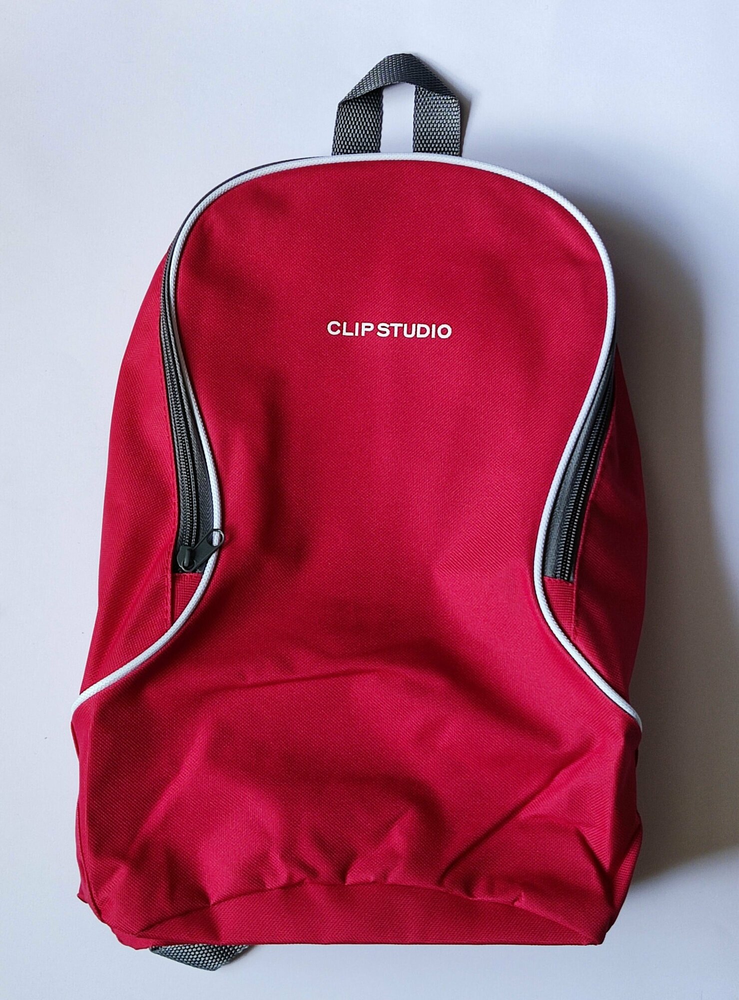 фото Рюкзак школьный Красный Clip Studio