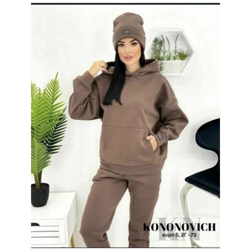 фото Спортивный костюм нет бренда