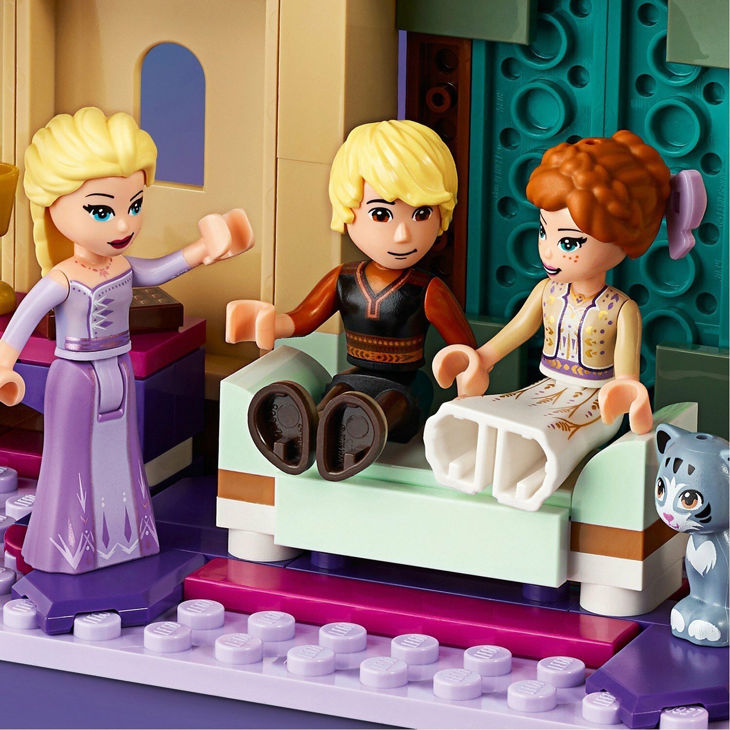 Конструктор LEGO Disney Princess Frozen 2 Деревня Эренделл, 521 деталь (41167) - фото №20