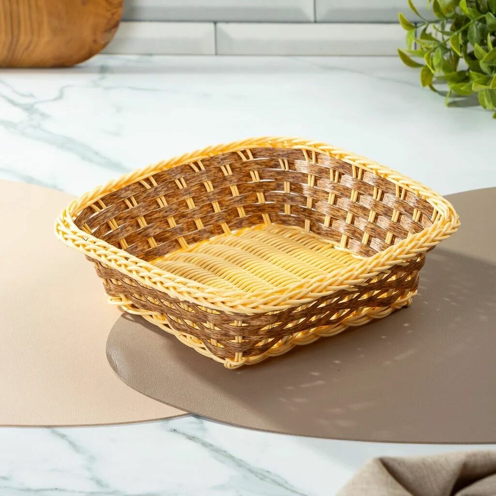 Корзина плетеная для хранения квадратная декоративная 23х23х8 см