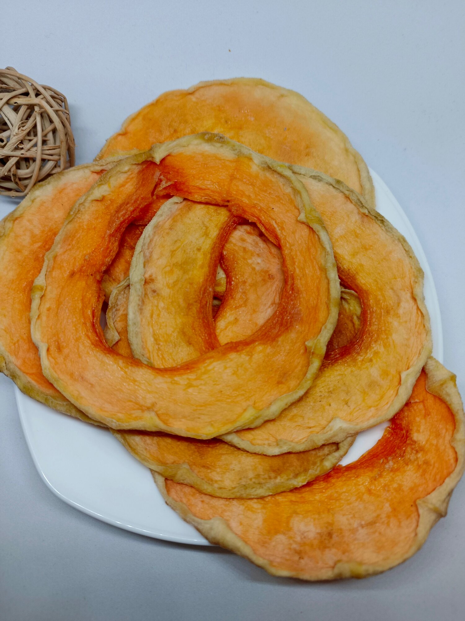 Дыня сладкая с крымских полей Чипсы кольцами от производителя 