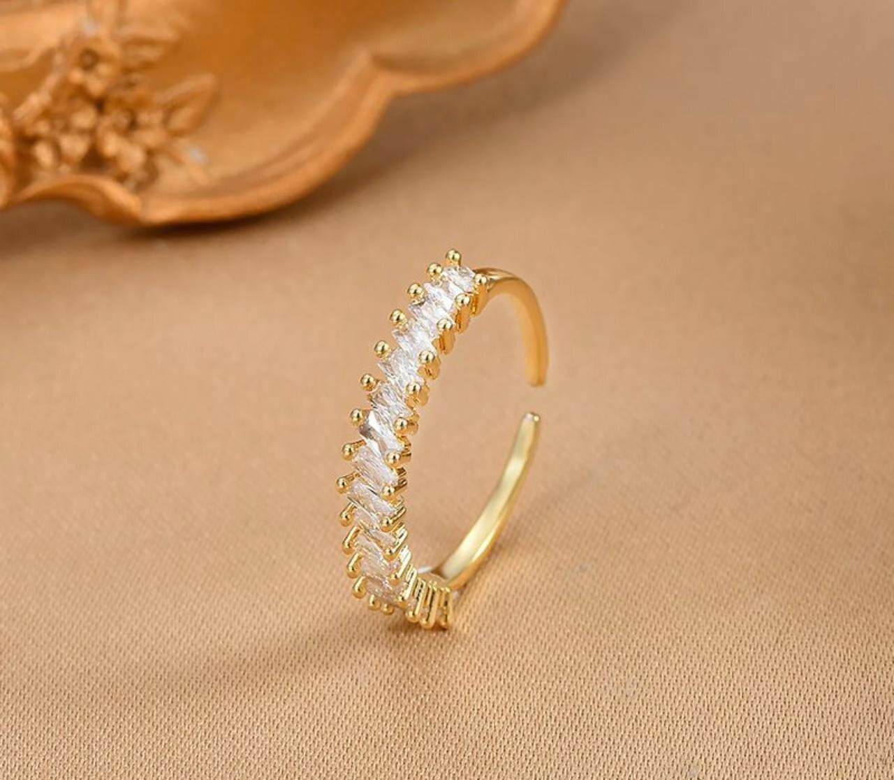 Кольцо-кулон, фианит