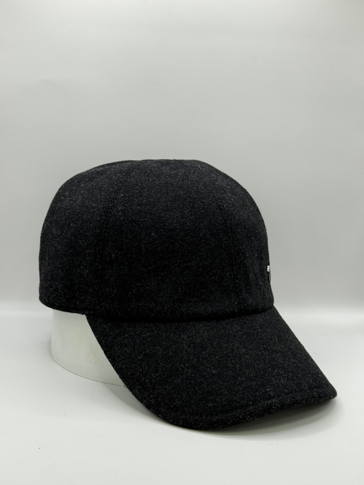 Кепка  черный для мужчин