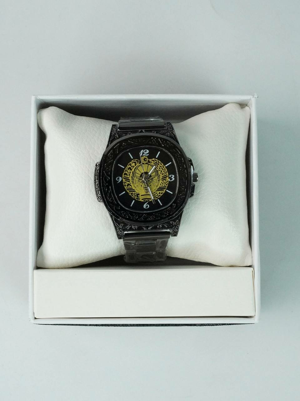 Наручные часы Classic, черный/желтый — фото 1