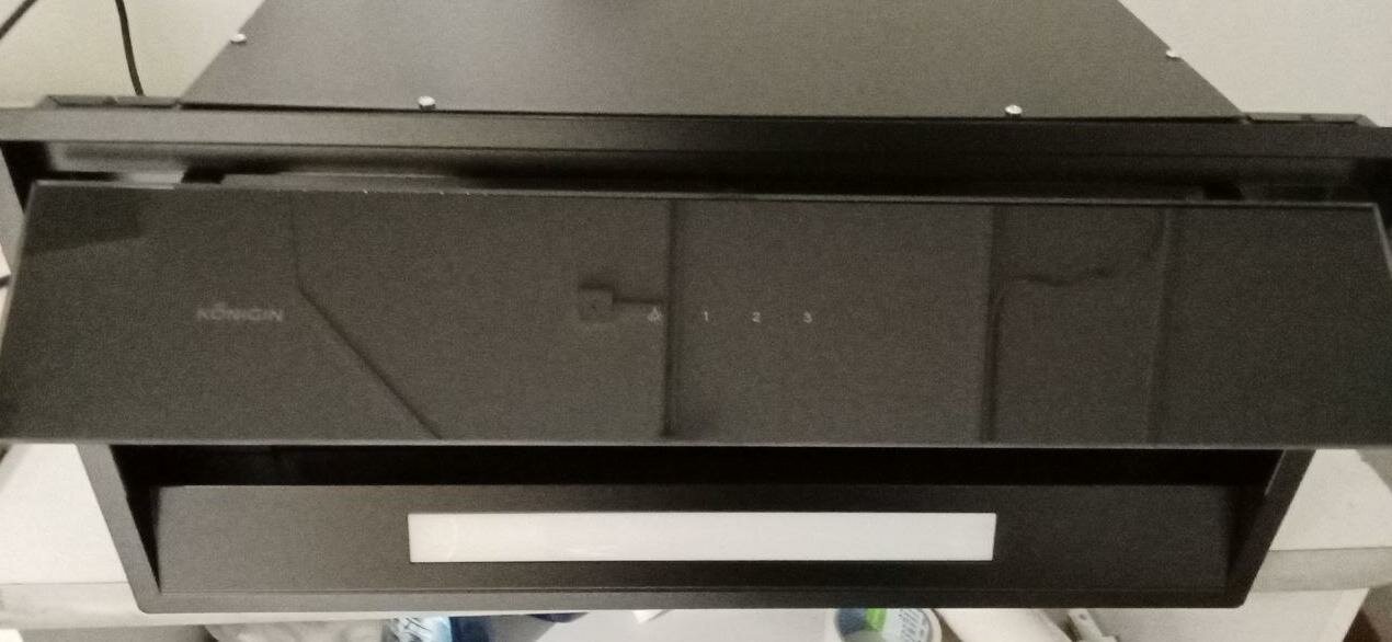 Полновстраиваемая вытяжка Konigin Cosmic Black 60 — фото 1