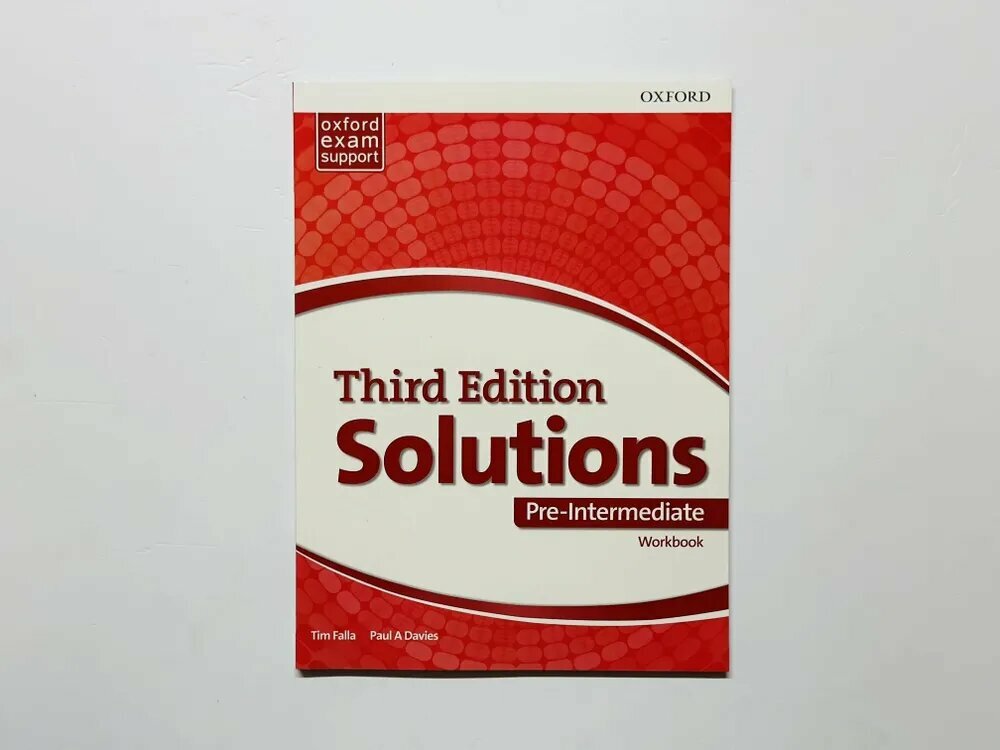 Solutions Pre intermediate Third Edition Комплект: Student's Book + Workbook — фото 1