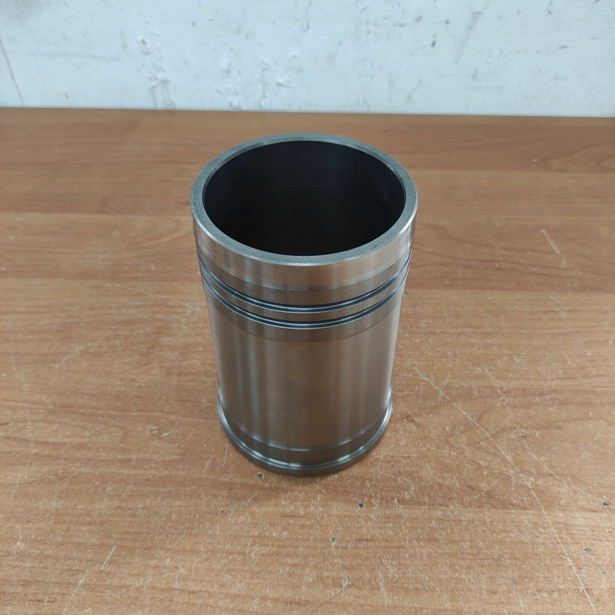 Гильза цилиндра R180 8 л. с. на дизельный двигатель мотоблока.