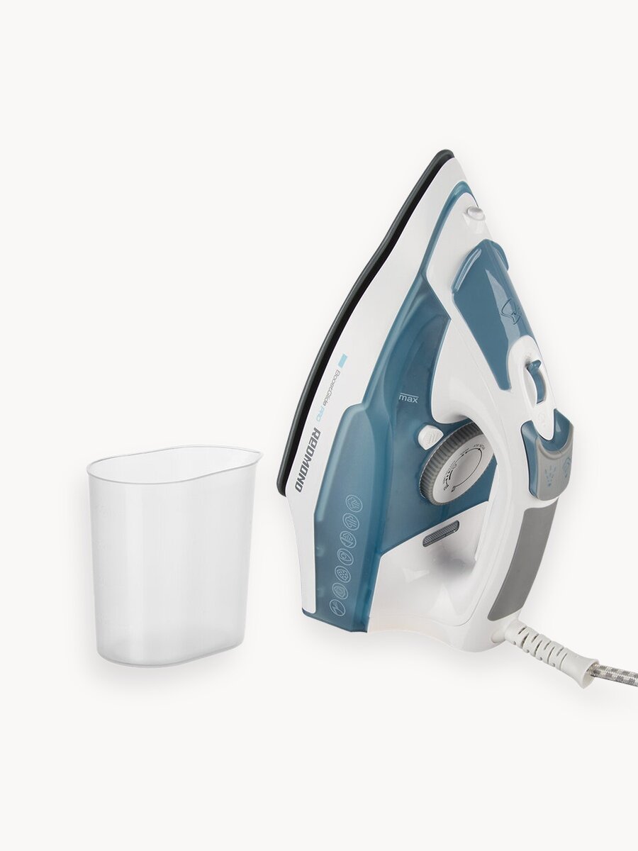 Утюг REDMOND RI-C278, керамическая подошва, паровой удар 140 г/мин, вертикальное отпаривание