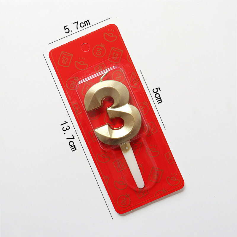 Свечи в форме цифр на день рождения. Каждая цифра имеет индивидуальный дизайн и смотрится на торте ярко и красиво