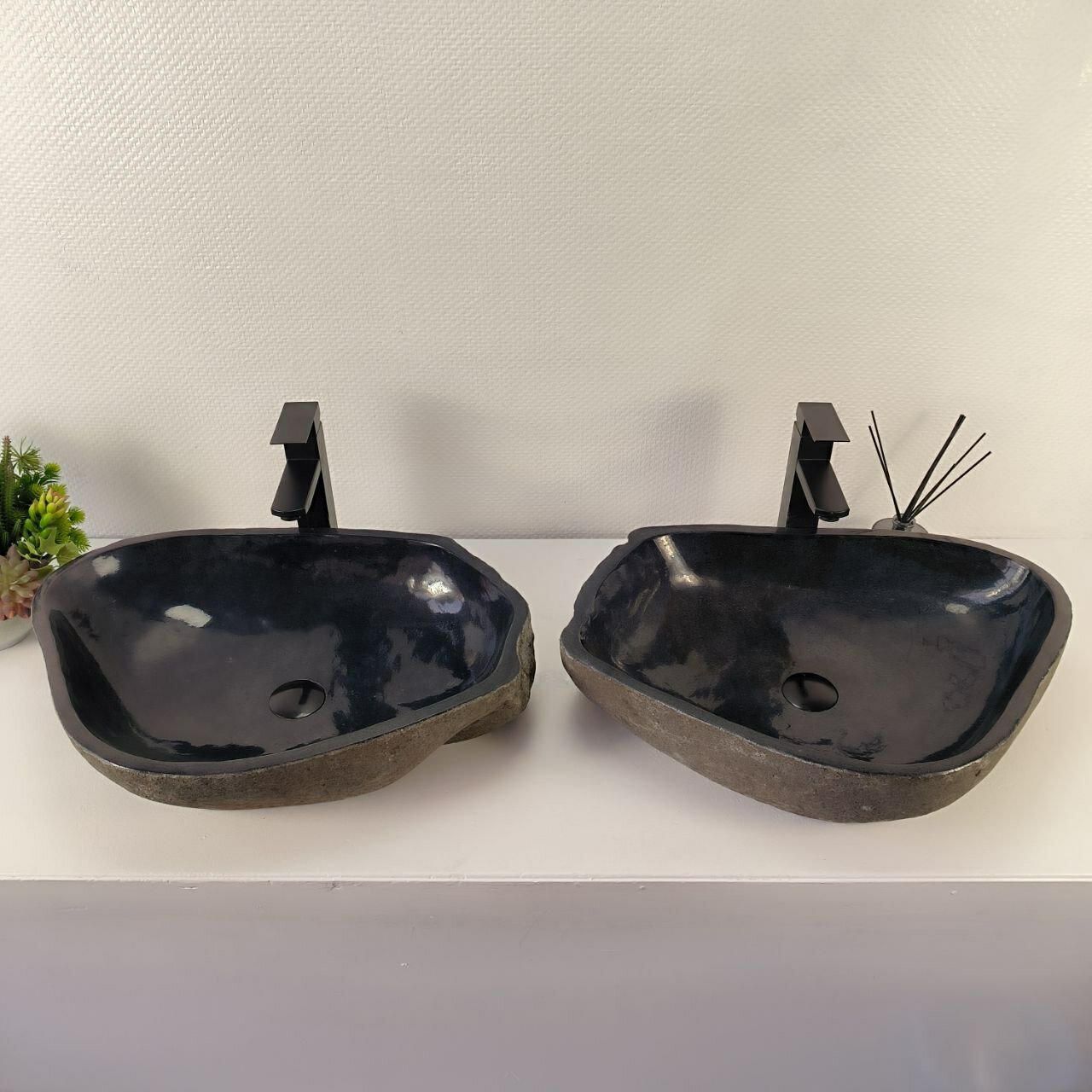 Раковина INDO-MARKET из натурального речного камня пара 60х44х13 069230