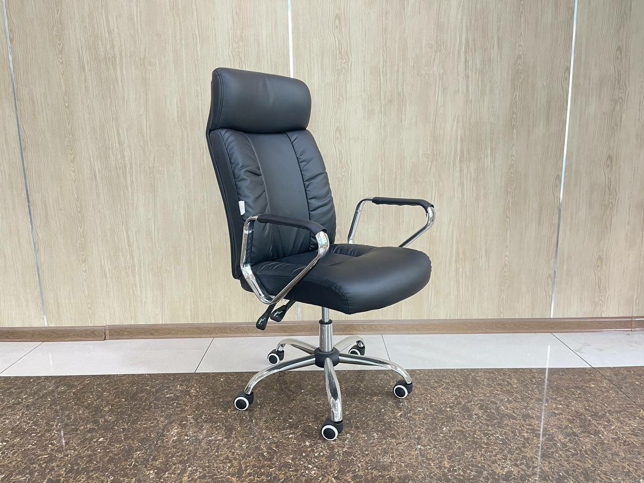 Идеальное, удобное и красивое кресло для дома и работы Model 819 Black