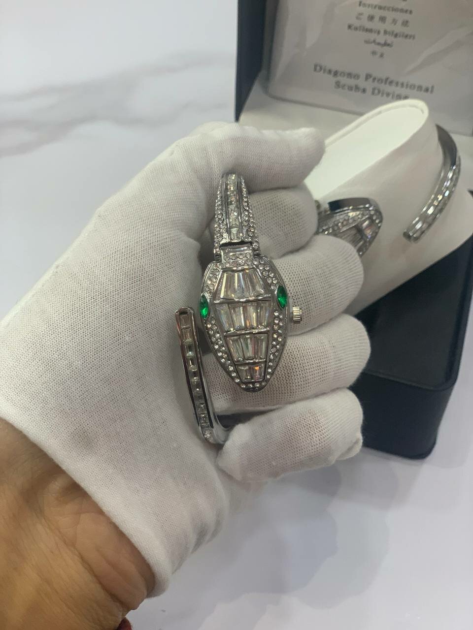 Наручные часы BVLGARI, белый, — фото 1