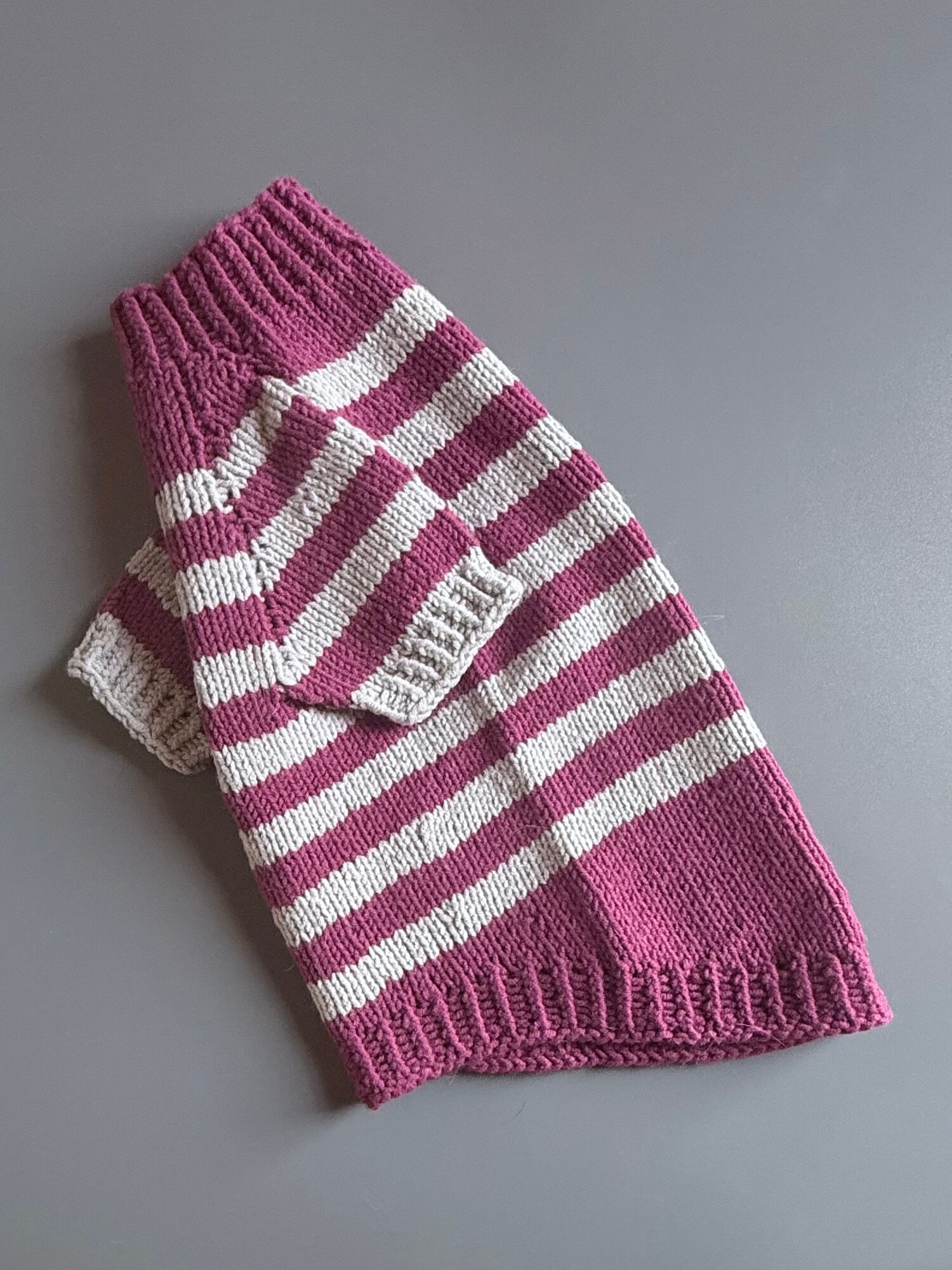 Джемпер для собак малых пород в морском стиле полухлопок ручная работа