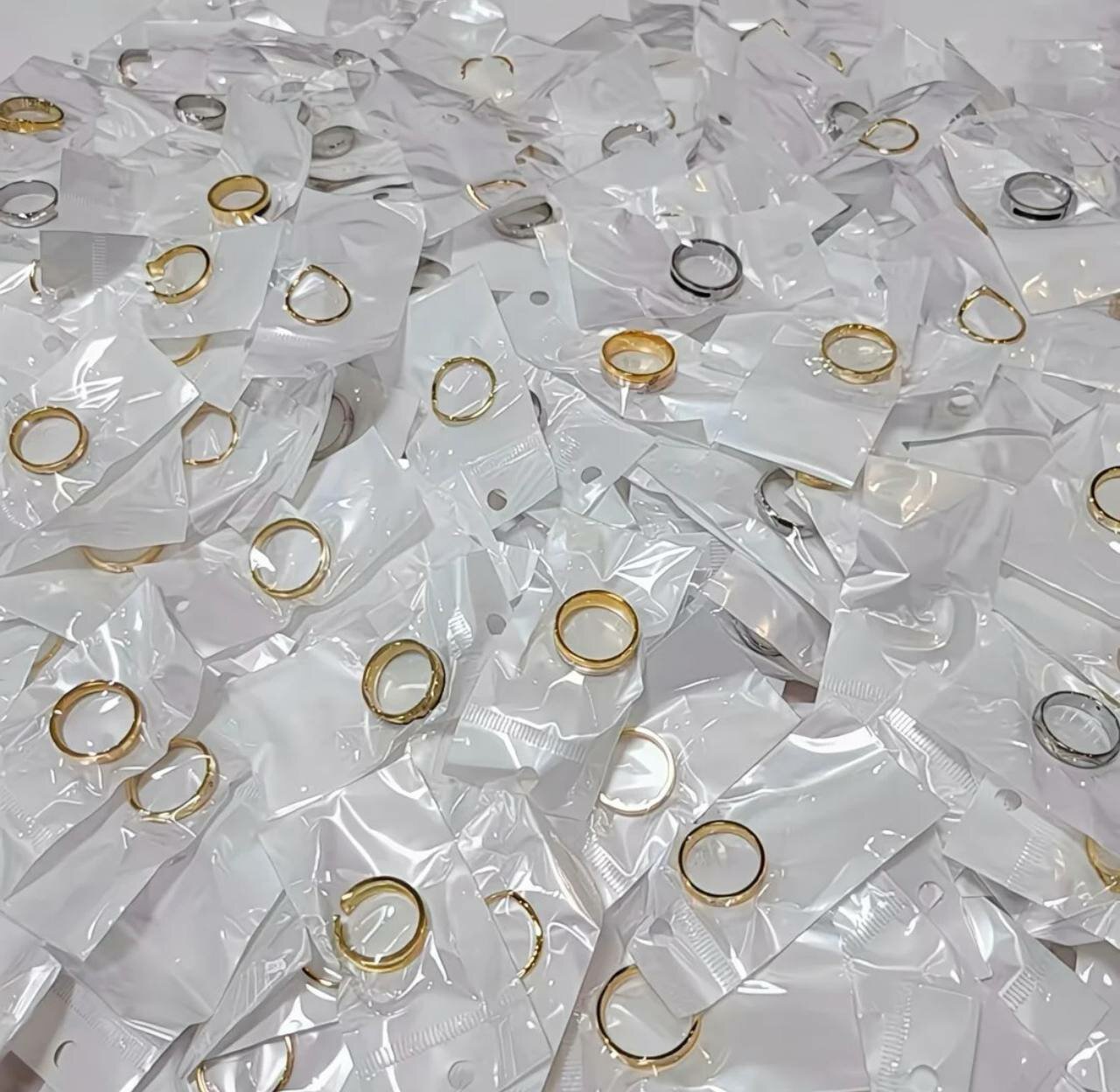 Кольцо, размер 18, ширина 6 мм, серебристый — фото 1