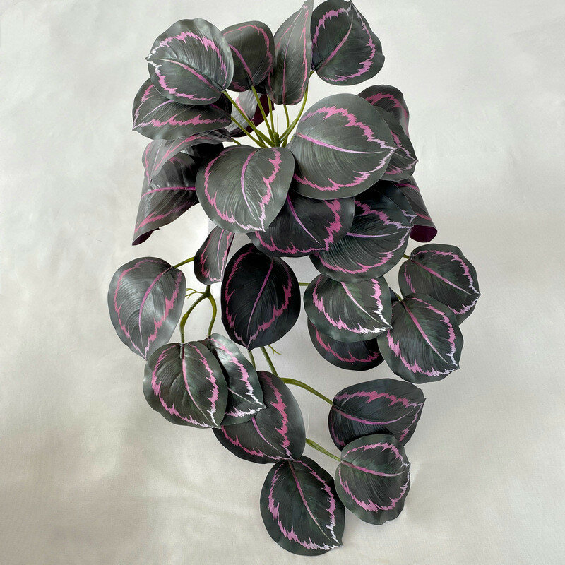 Wall decor from Mlus Pumila Mill with hanging feature for photography and interior design