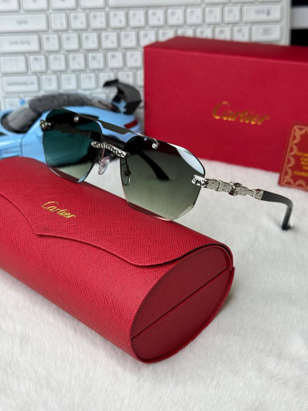 Солнцезащитные очки