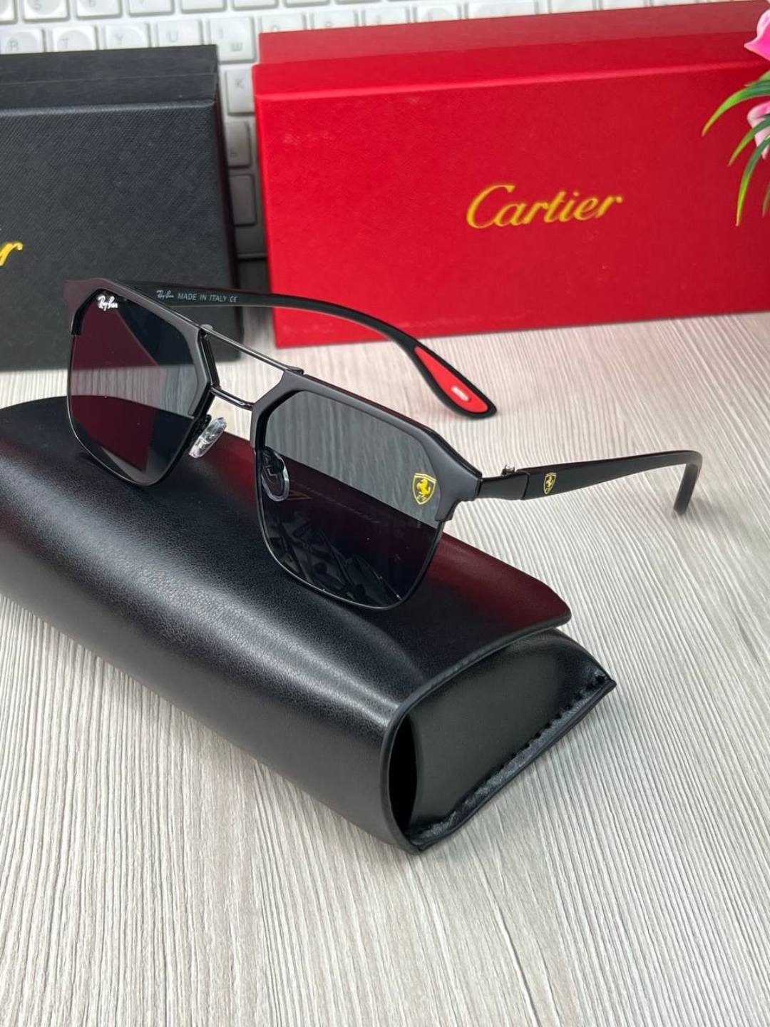 Солнцезащитные очки