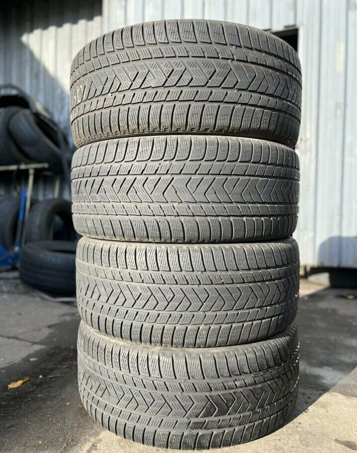 Pirelli Scorpion Winter 285/45 R20