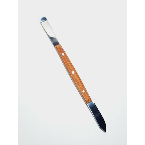 Нож-шпатель зуботехнический с деревянной ручкой