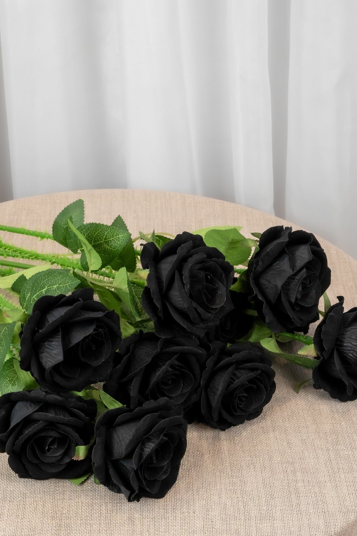Искусственные цветы розы бархатные крупные черные для декора пасхи 10шт-60 см