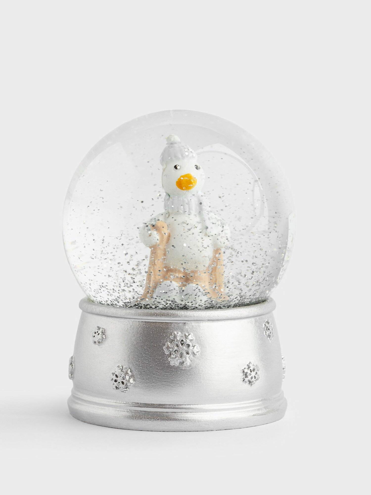 Снежный шар 7 см стекло/полирезин серебристый Гусь на лыжах Silver style