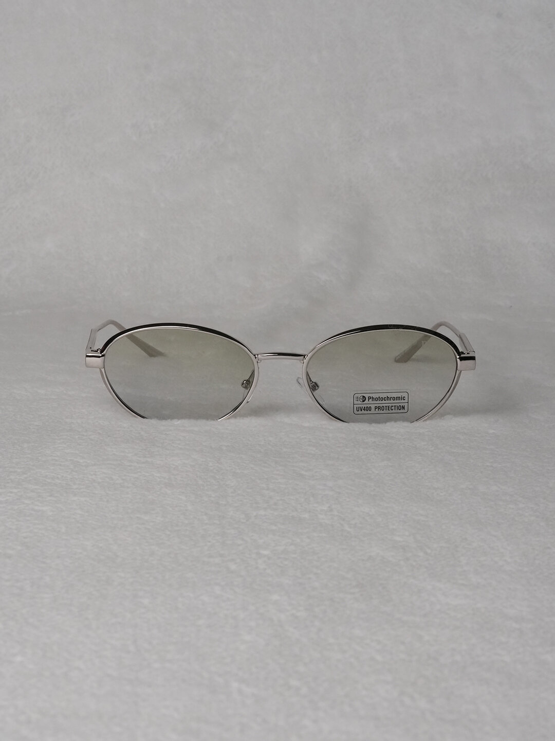 Солнцезащитные очки — фото 1