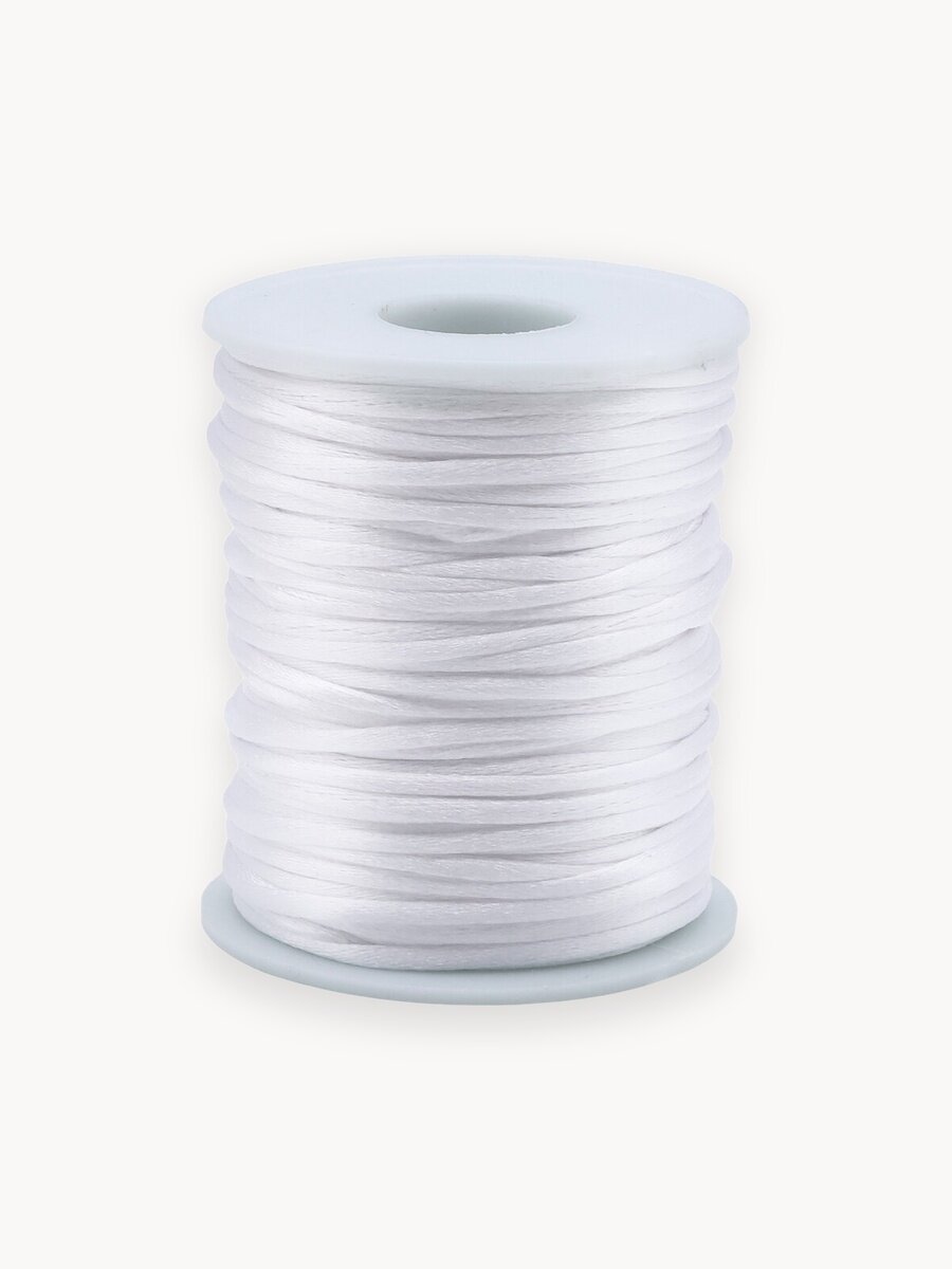Шнур декоративный атласный 2 мм*45,7 м, для рукоделия, шитья, воздушных петель, Айрис (2 белоснежный)