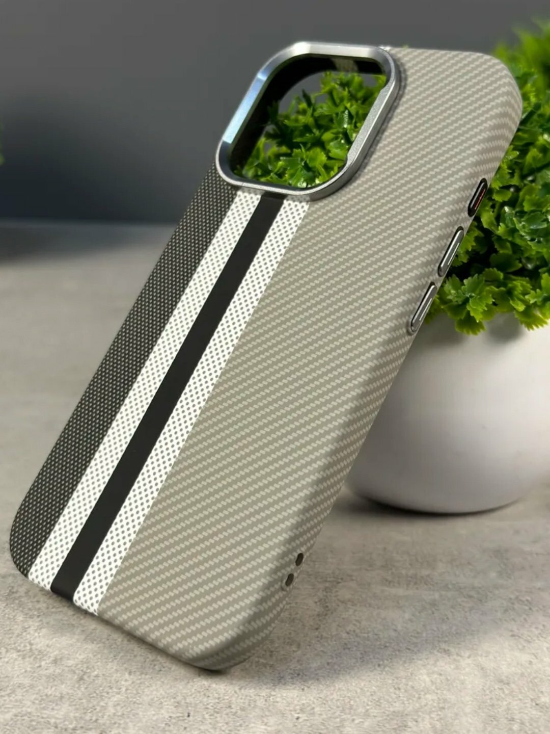 Чехол, для iPhone 16 Pro MAX, карбоновый, Classic, Free Air, — фото 1