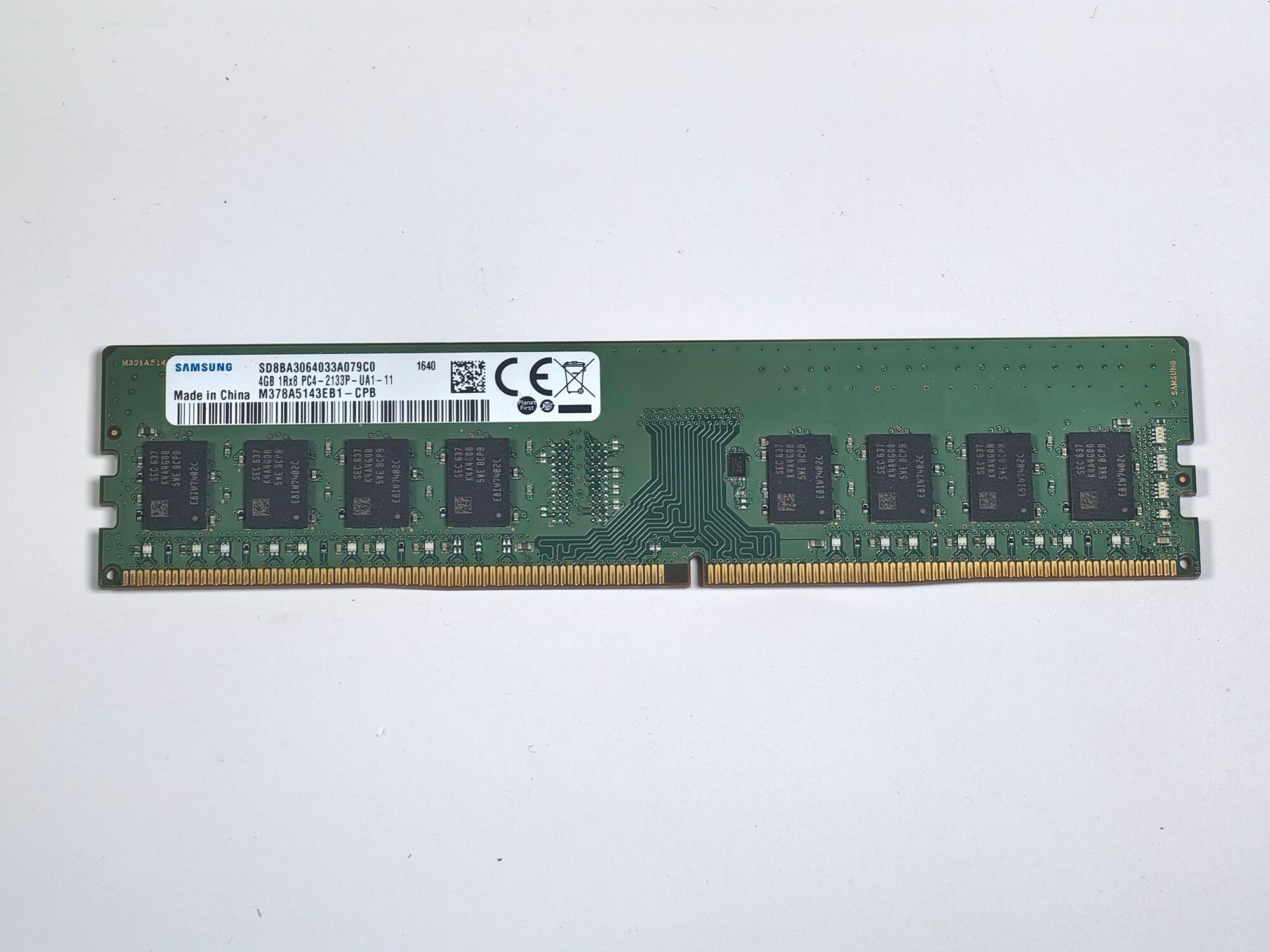 Оперативная память Samsung DDR4 2133 DIMM 4Gb M378A5143EB1-CPB
