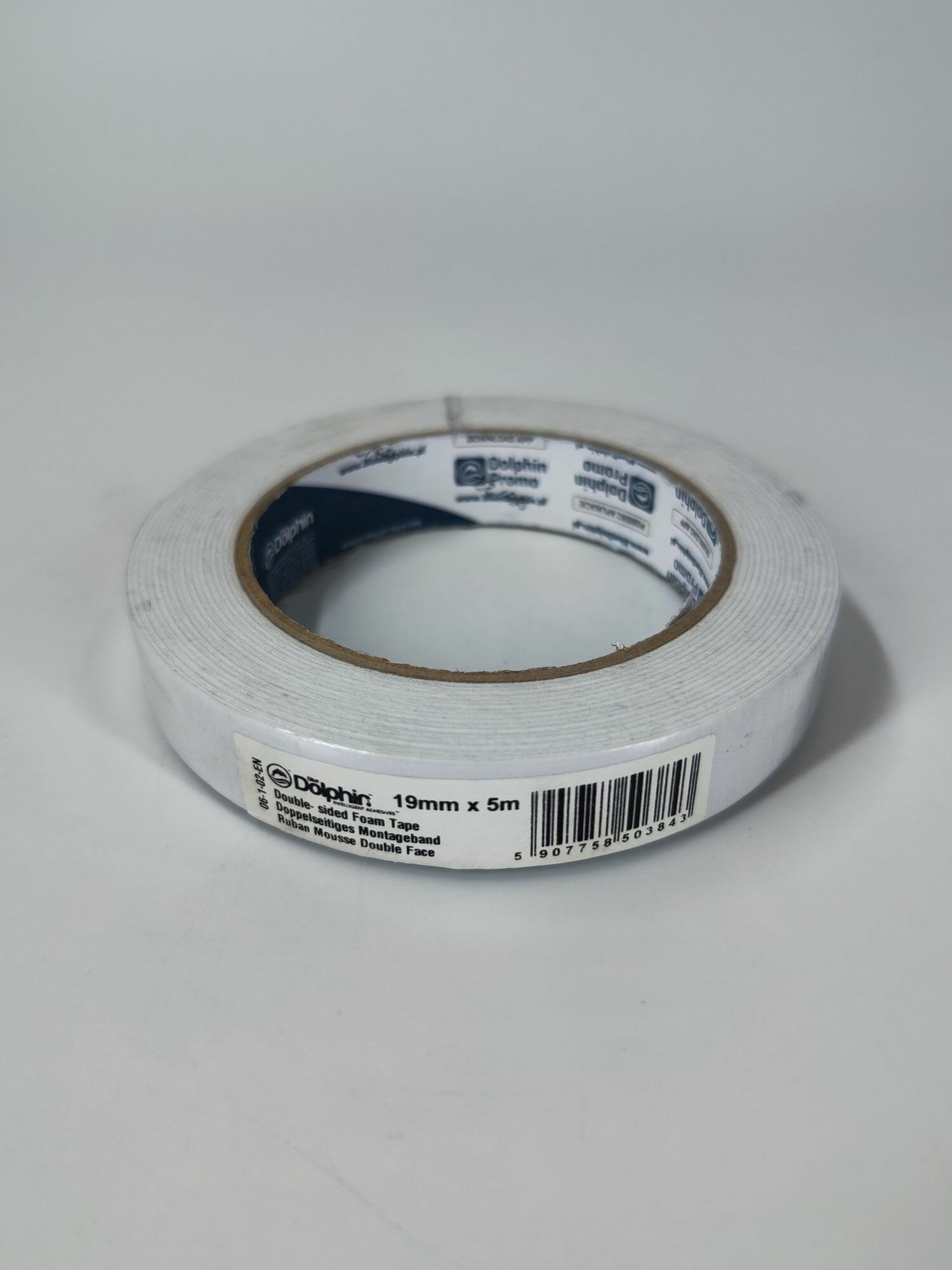 Лента двухсторонняя на вспененной основе Blue Dolphin 06-1-02 (19мм*5м)