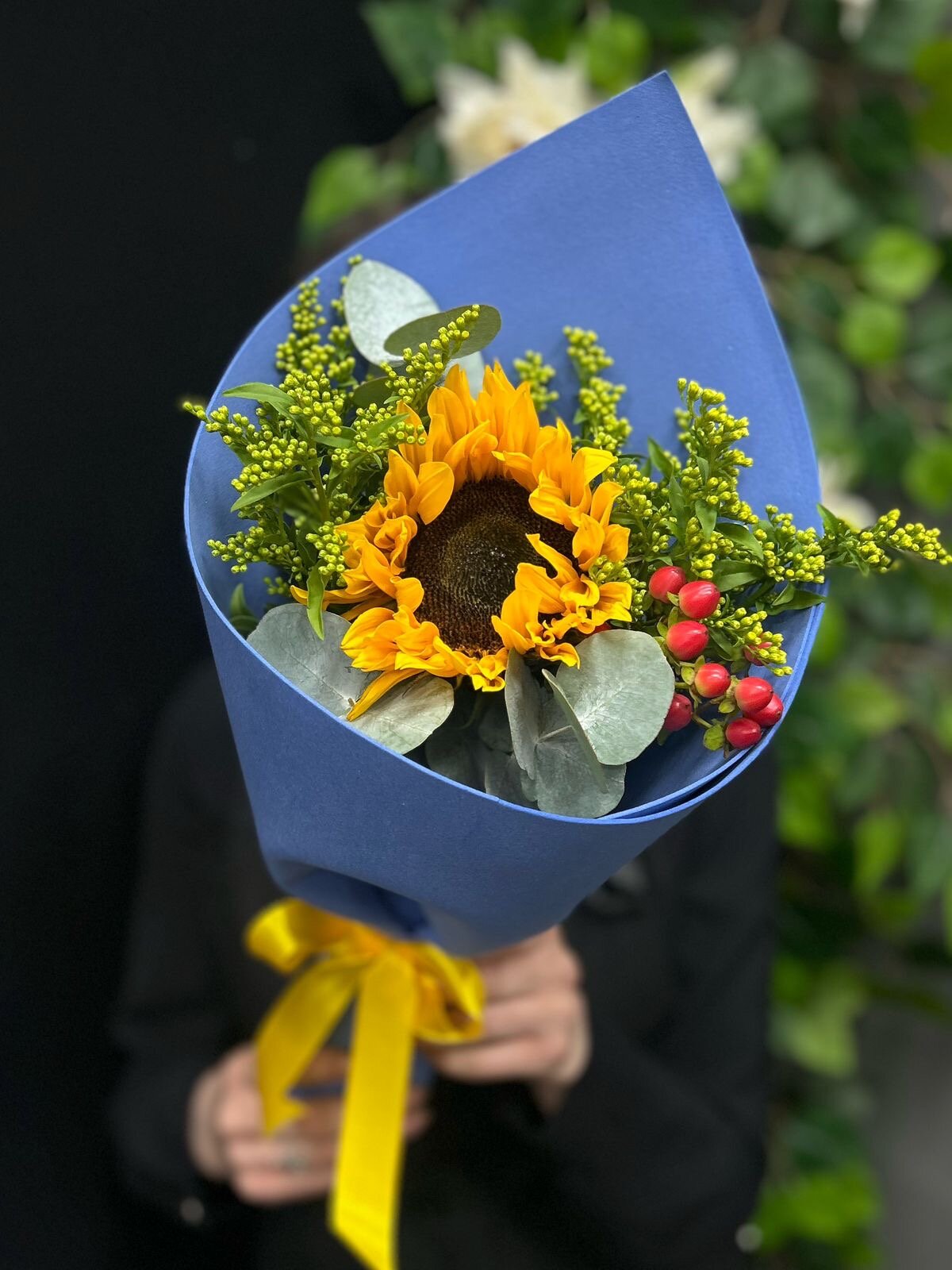 Букет ФлавЦвет "1 сентября" в фоамиране разноцветный 4 цветка