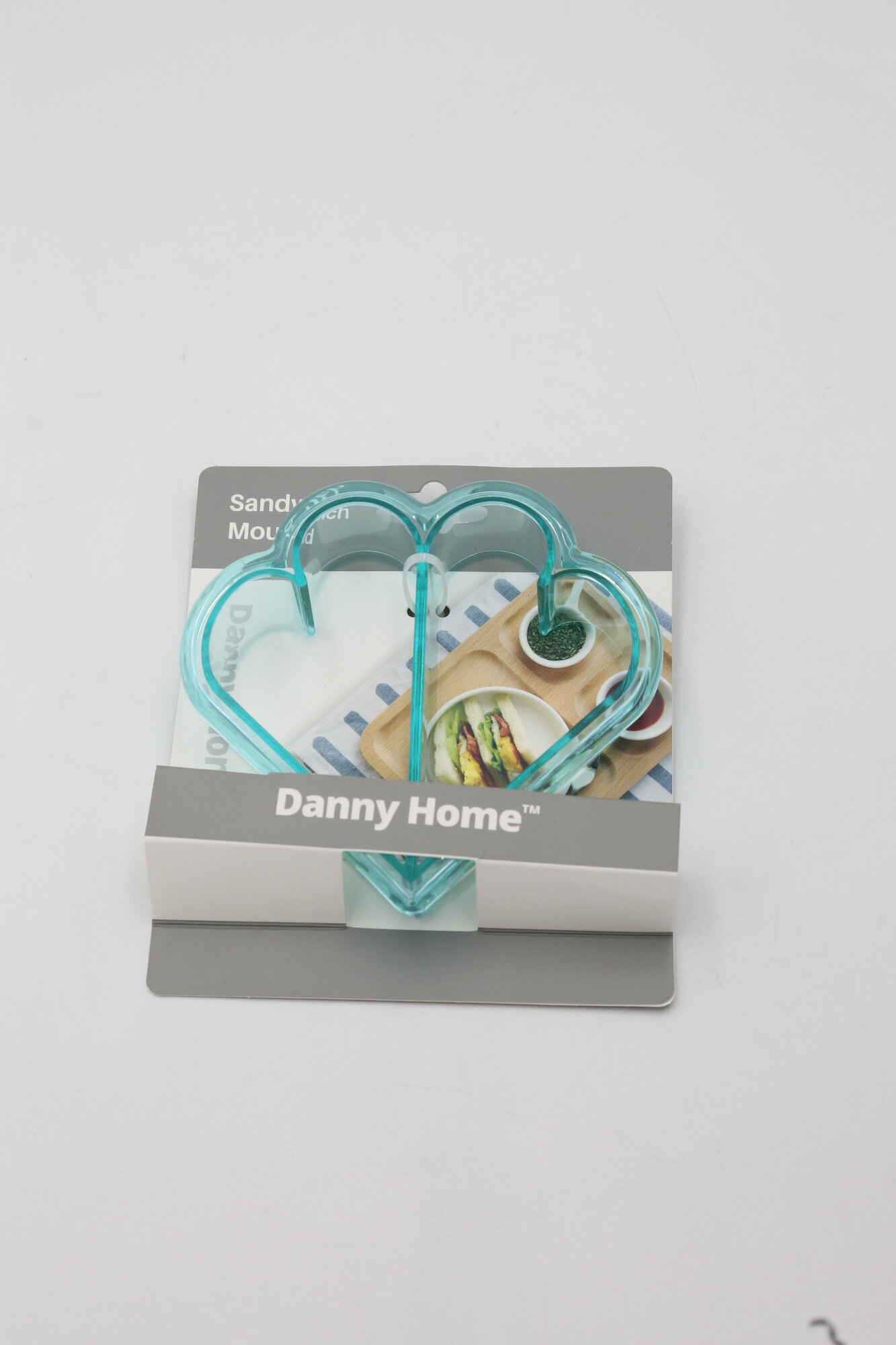 Форма для сэндвичей пластиковая в виде сердца HOMEZAZA/DANNY HOME DH2786 1шт 12х12