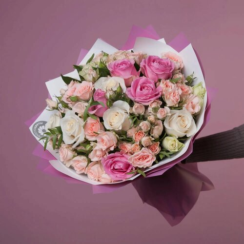 Изображение товара Букет цветов Пудра L в коробке и аквабоксе от "Простоцветы"