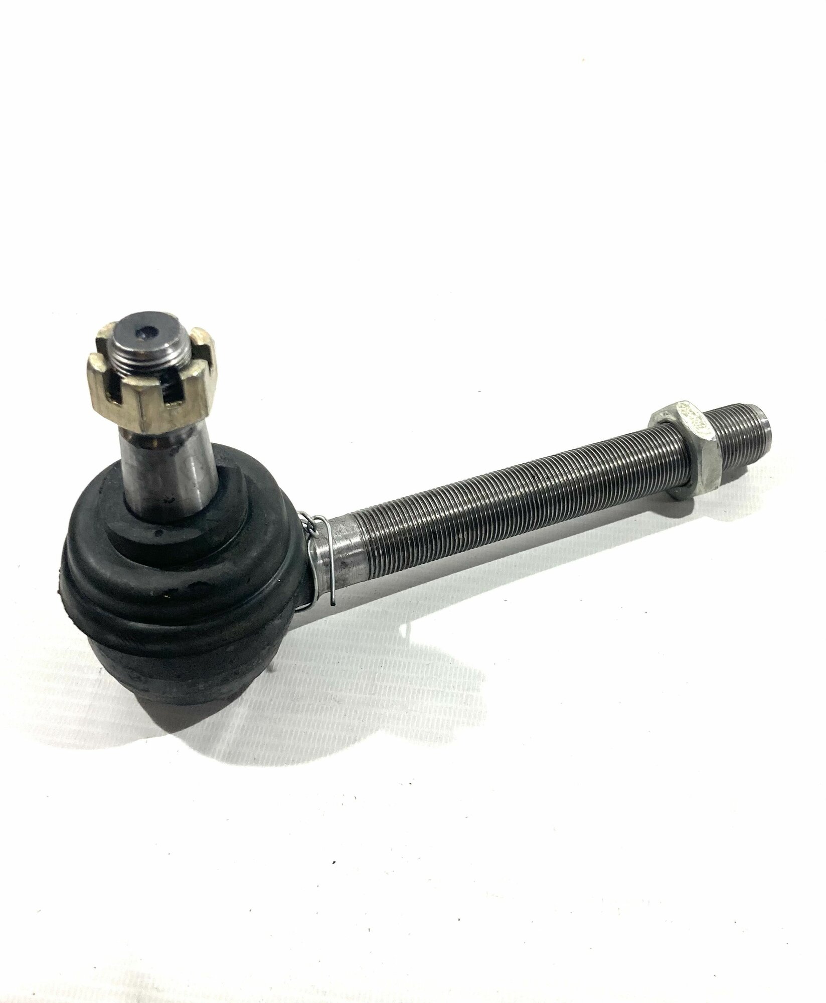 Наконечник рулевой тяги МТЗ  Т 40  ЮМЗ левый  50 3003030 А 01  рзтз А35 32 000 А 01