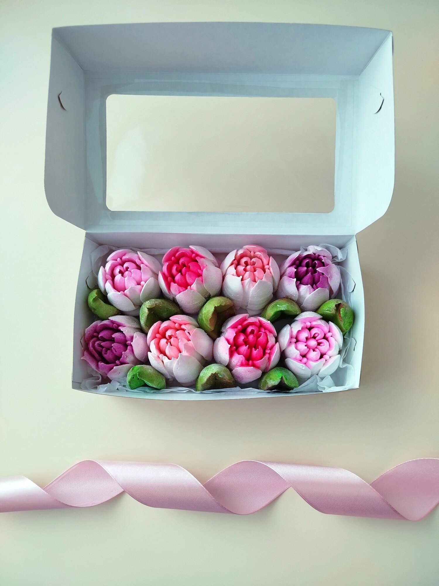 Зефирные тюльпаны в коробке 19 на 11 см сладкий подарочный набор