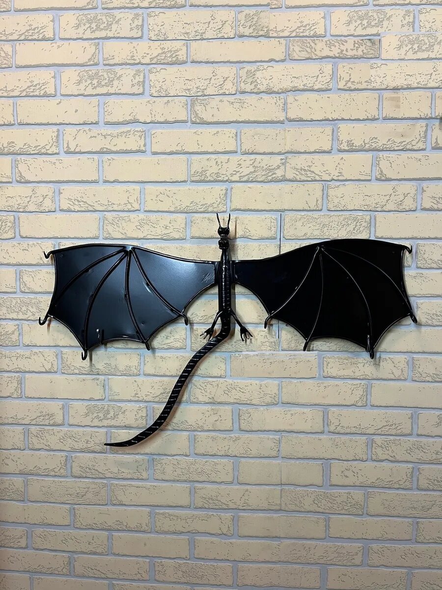 Вешалка настенная Кованый Дракон, Студия кованой мебели Нива, ручная работа, цвет черный — фото 1