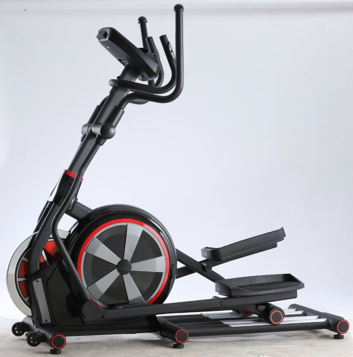 Беговая дорожка Axelus Ax 0033, 8 уровней, маховик 18кг, до 170кг