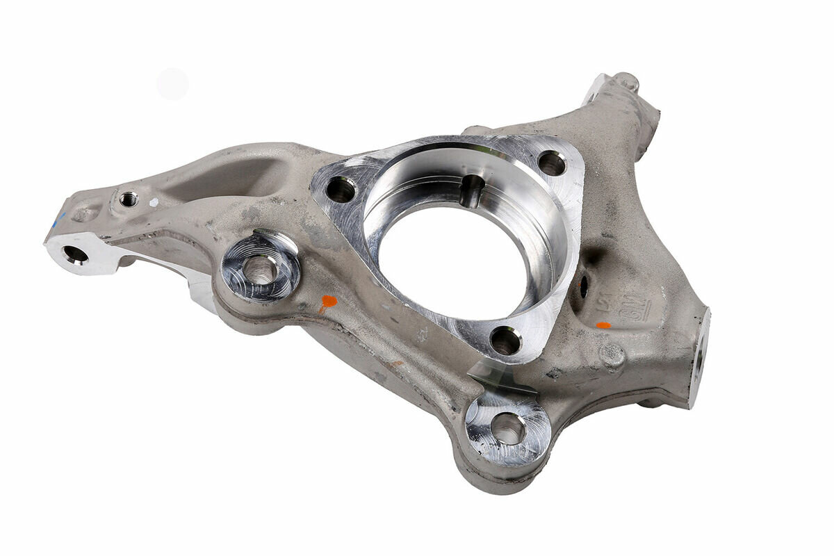 Кулак поворотный для Малибу 2 правый - WEISMO