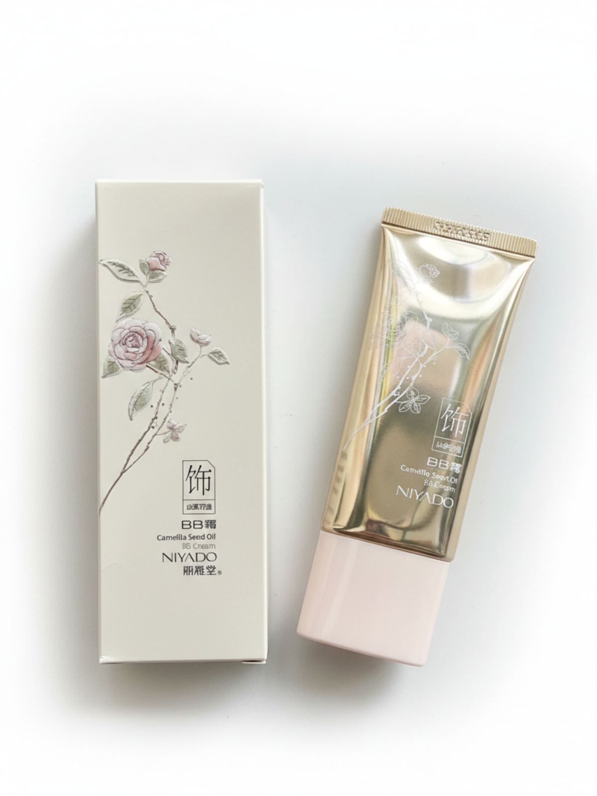 BB-крем тональный NYADO для очень светлой кожи, светлый оттенок, с маслом камелии, 30 мл — фото 1