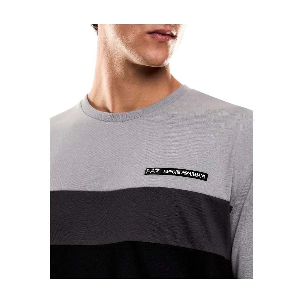 Футболка EA7 EMPORIO ARMANI, размер M — фото 1