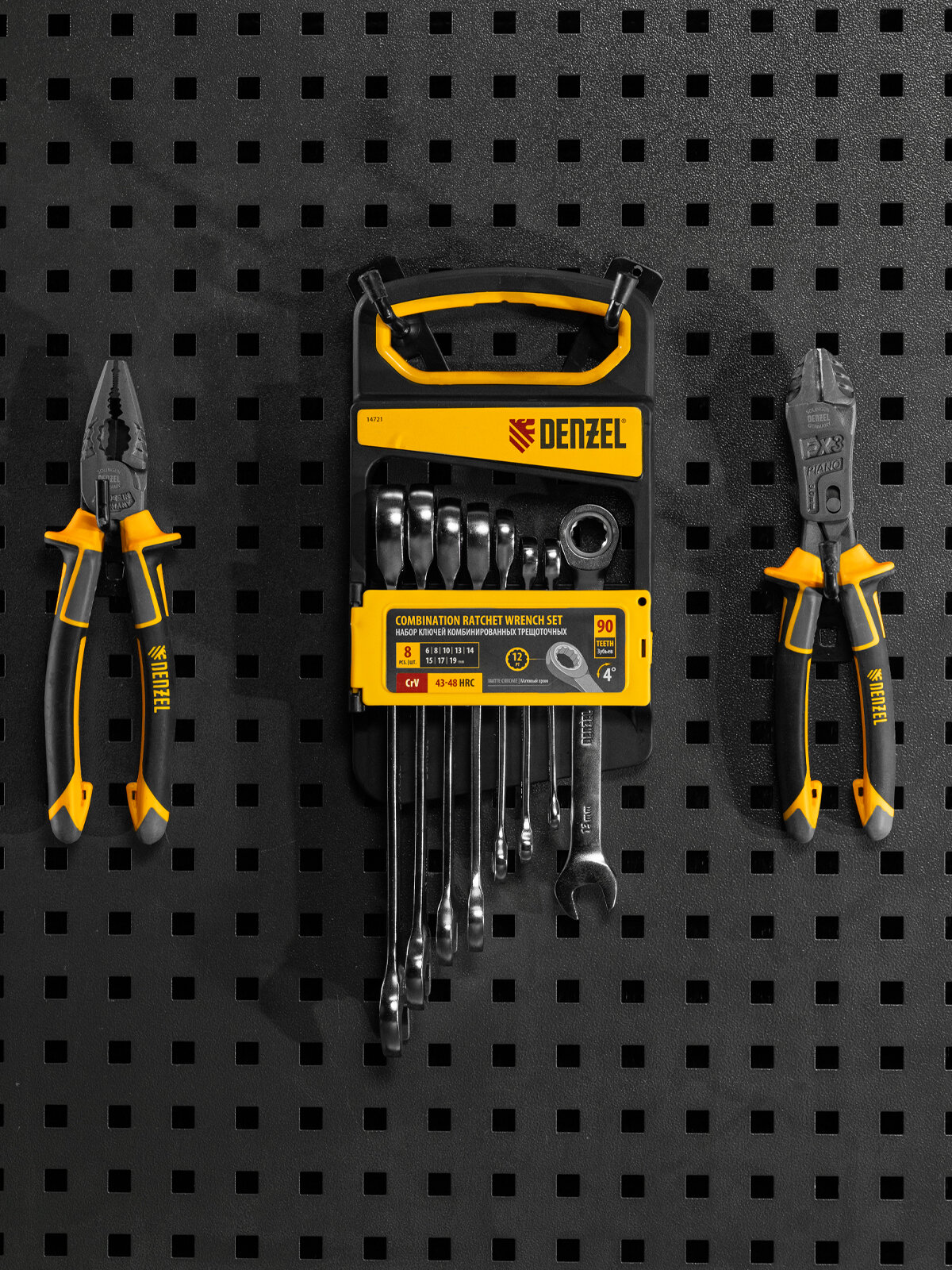 Набор ключей комбинированных трещоточных Denzel  6 19 мм  8 шт  CrV  матовый хром  14721
